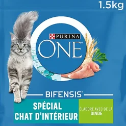 Purina One - Croquettes à la Dinde et Céréales pour Chat Adulte d'Intérieur - 1,5Kg